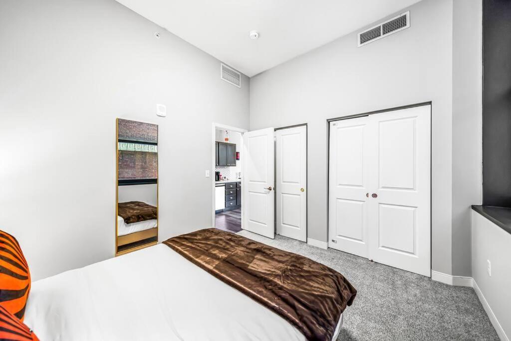 Heart Of Dt With Corner View And With Free Pool & Steam 307 Cleveland Exterior foto